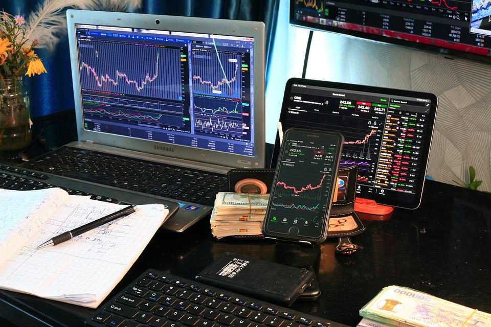 What Are Things You Must Consider Before Choosing a Forex Indicator?